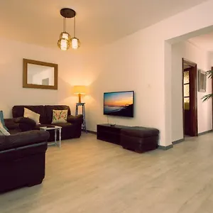 Alhaurin Old Town, Casa Flamingo, 2 Bed Apartamento